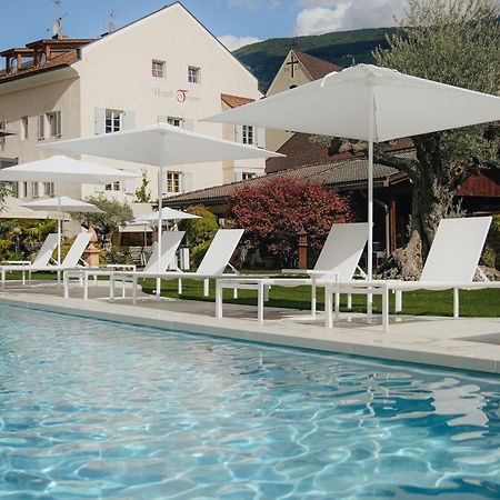 Hotel Traube Брессаноне Экстерьер фото