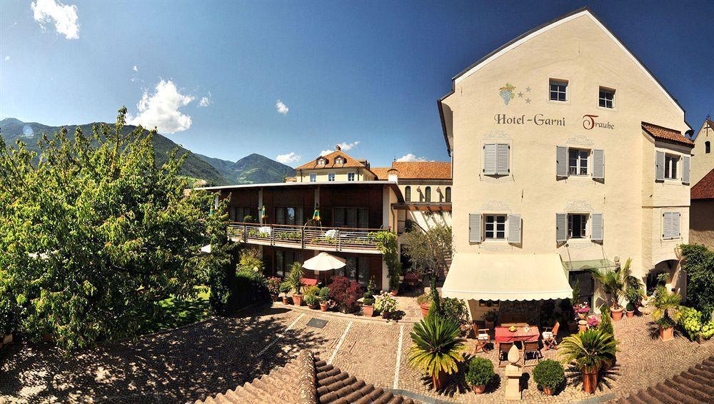 Hotel Traube Брессаноне Экстерьер фото