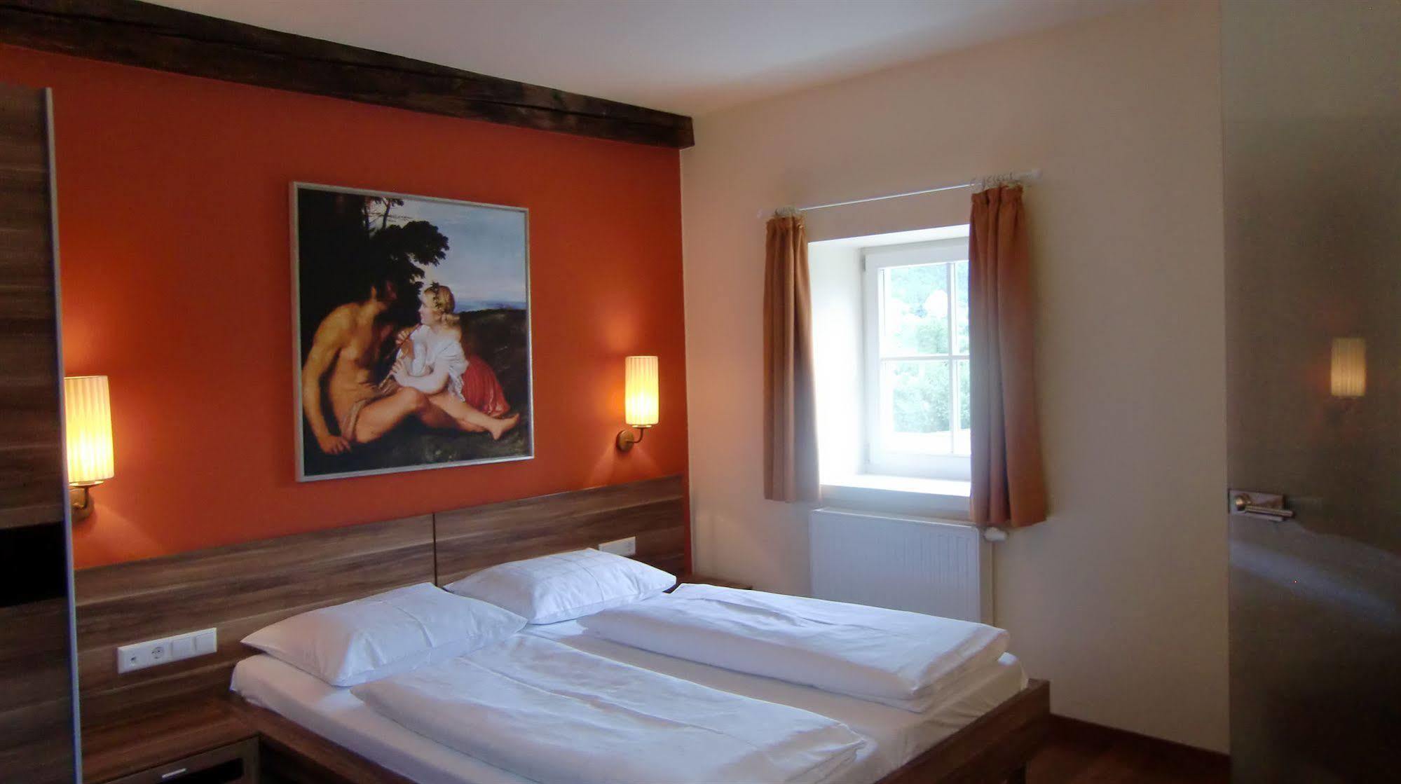 Hotel Traube Брессаноне Экстерьер фото