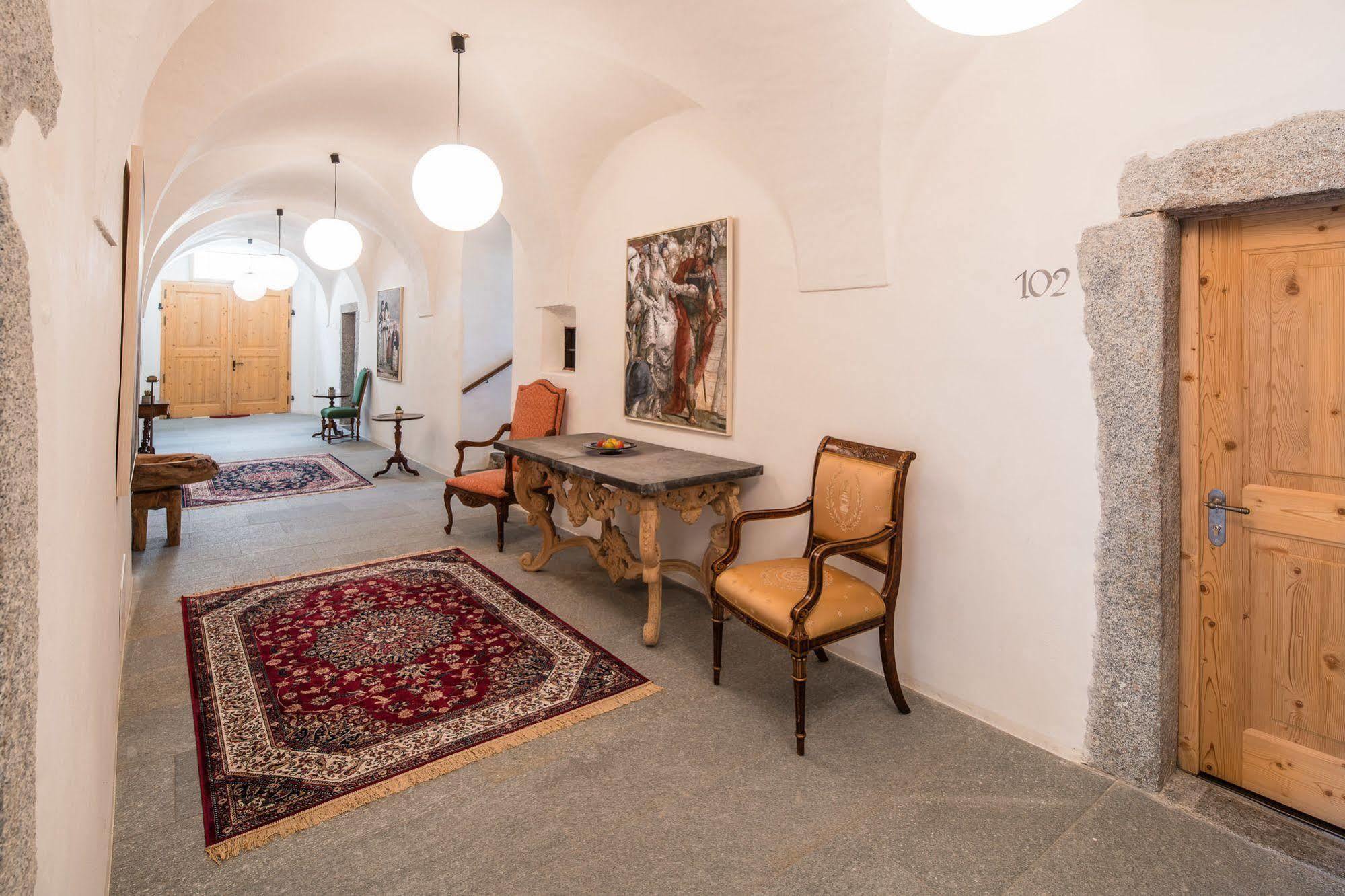 Hotel Traube Брессаноне Экстерьер фото