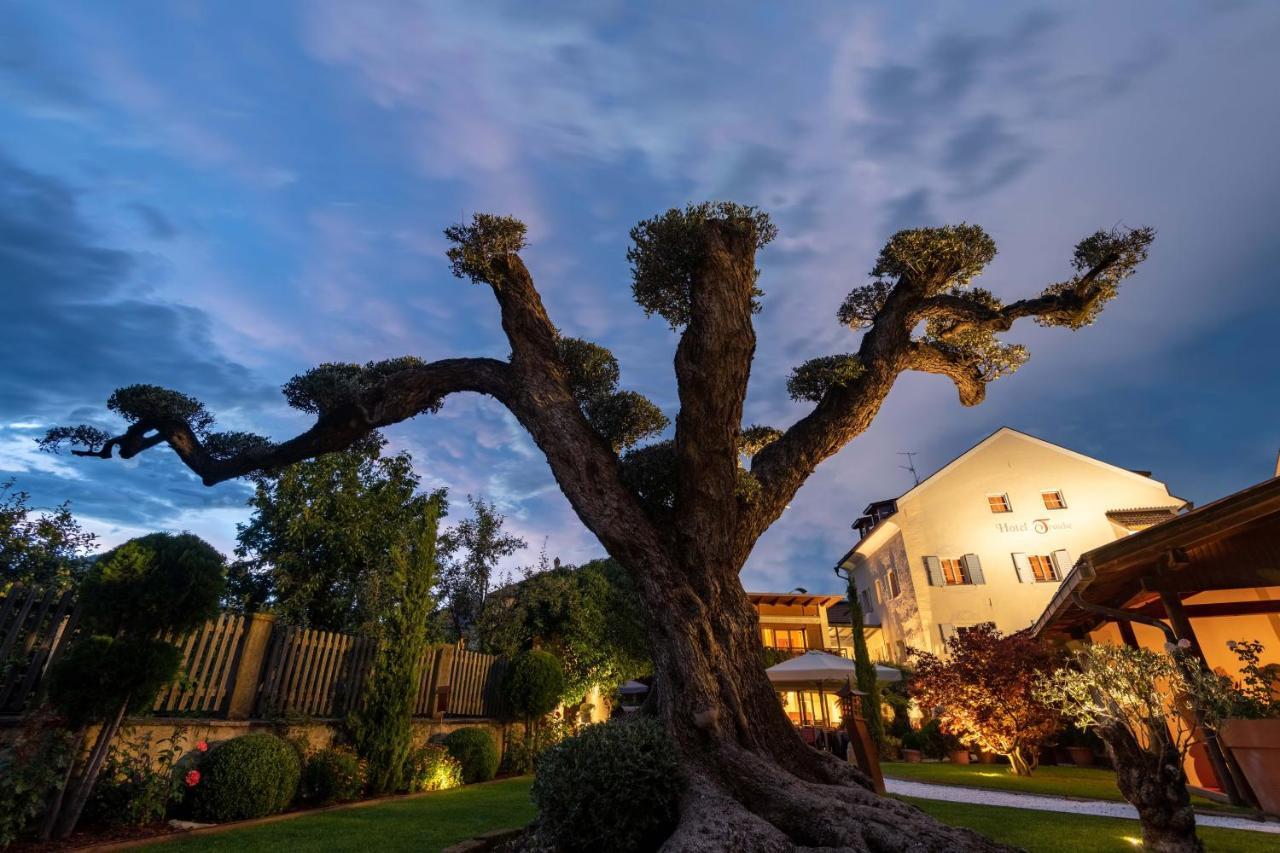 Hotel Traube Брессаноне Экстерьер фото